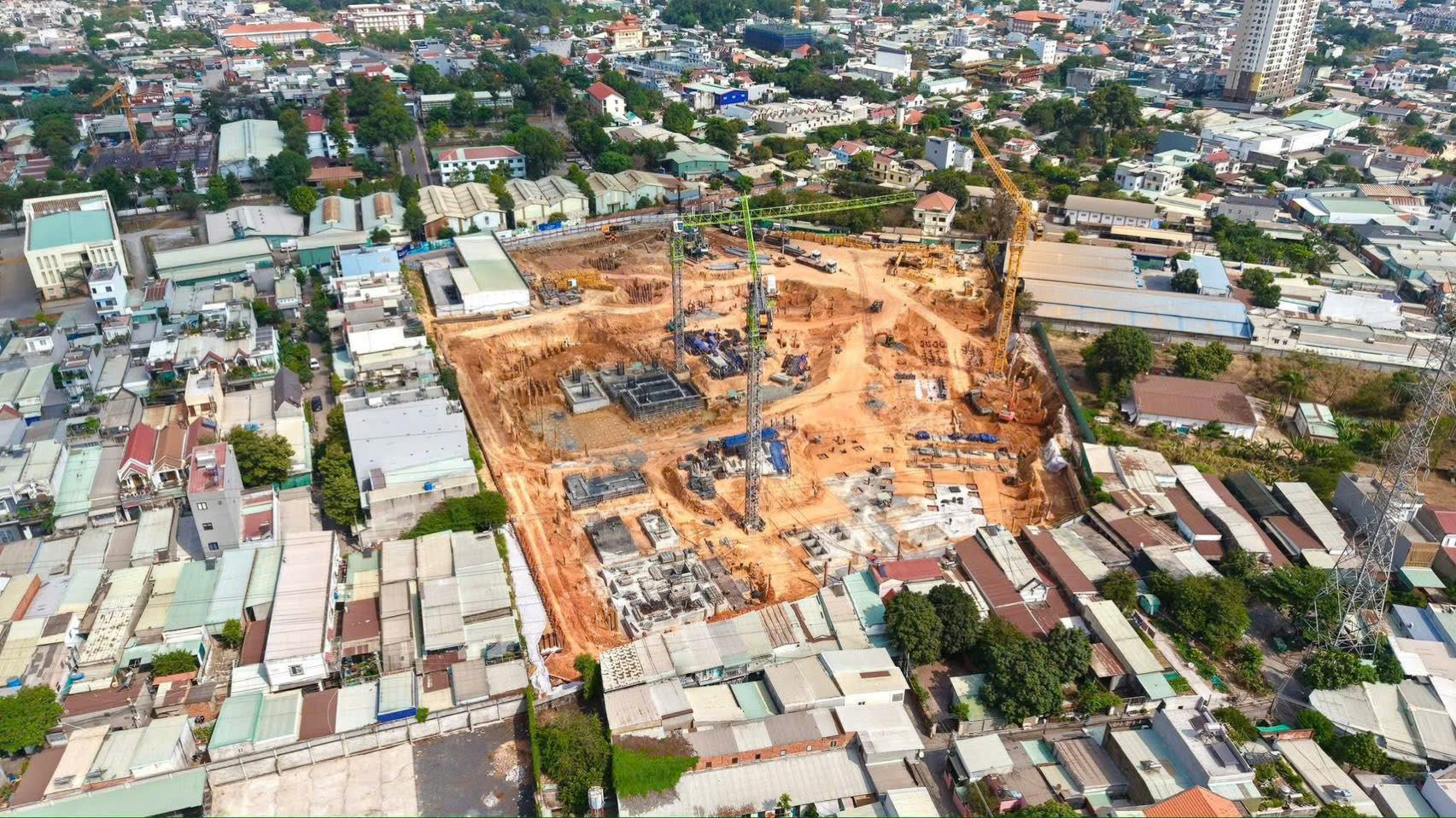 Tiến độ xây dựng dự án bcons center city